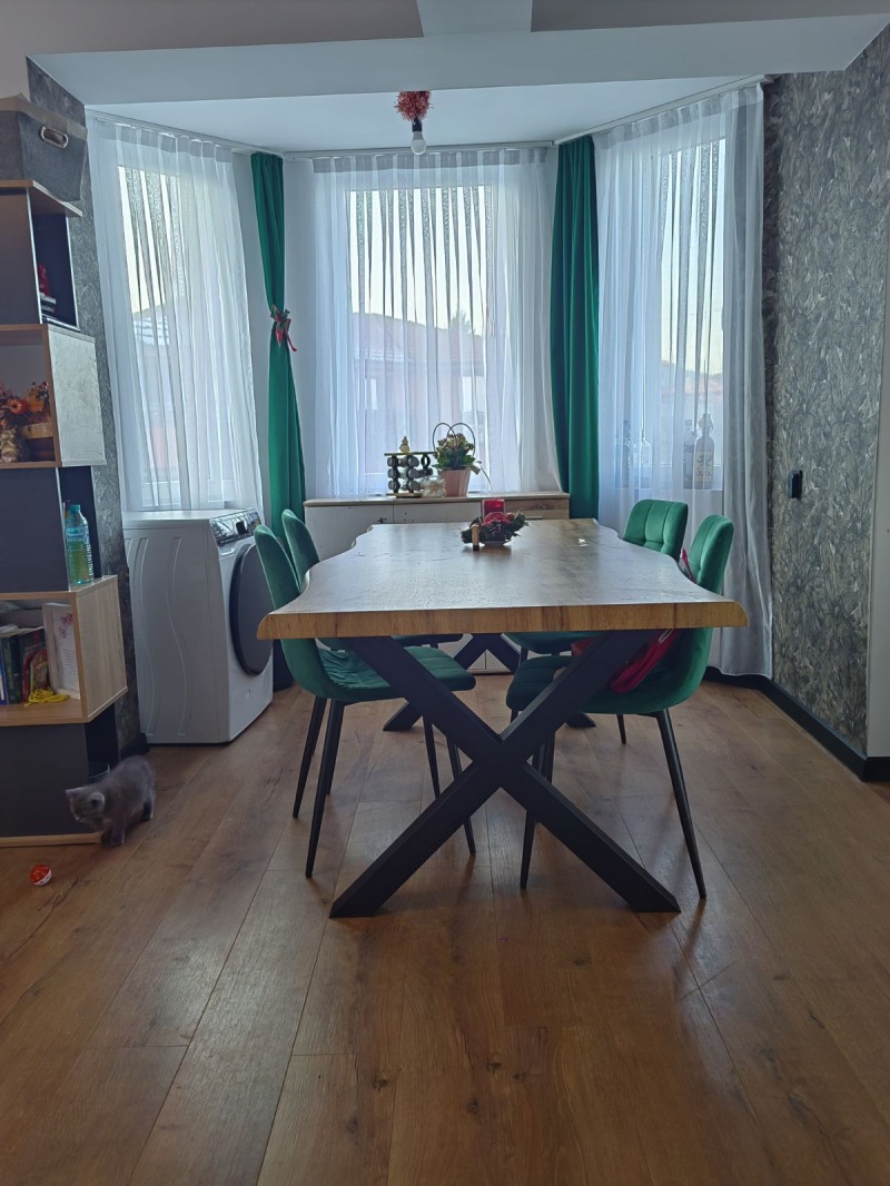 Продава КЪЩА, гр. Асеновград, област Пловдив