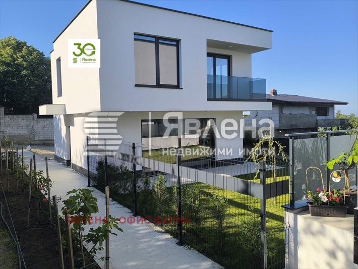 Продава КЪЩА, гр. Варна, м-т Манастирски рид