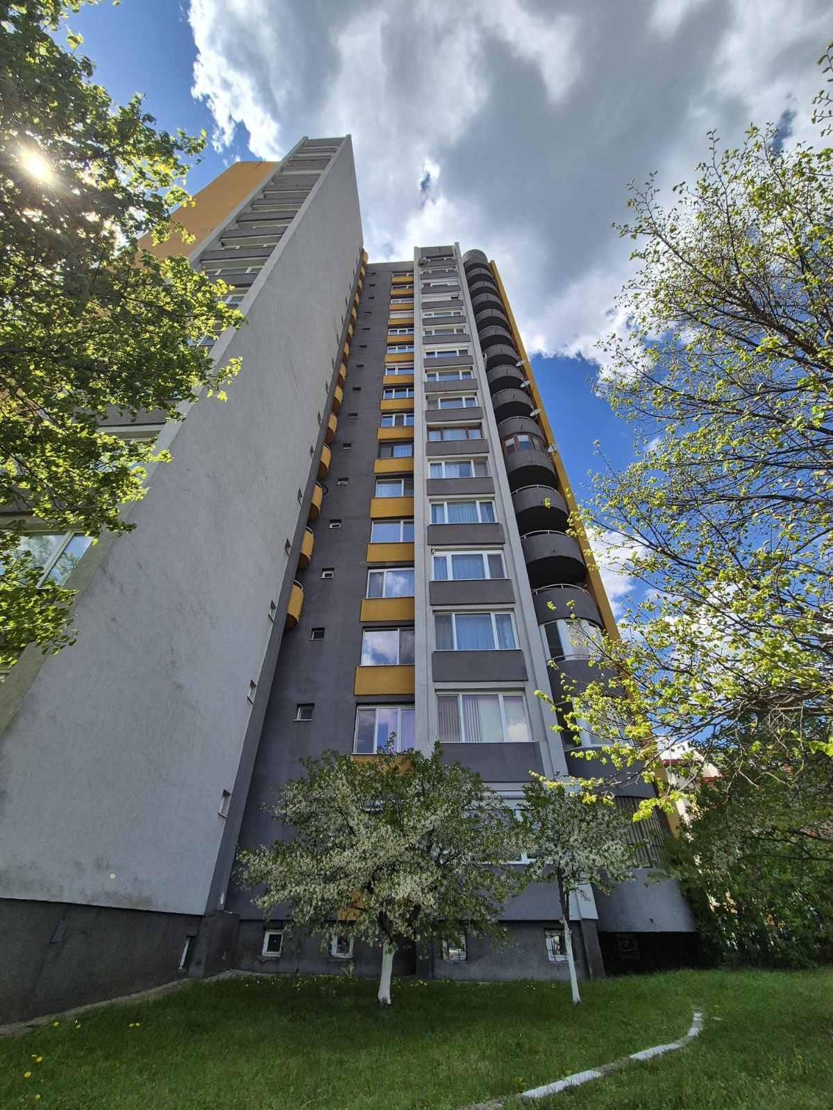 Продава 3-СТАЕН, гр. Перник, Изток, снимка 17 - Апартаменти - 54538323