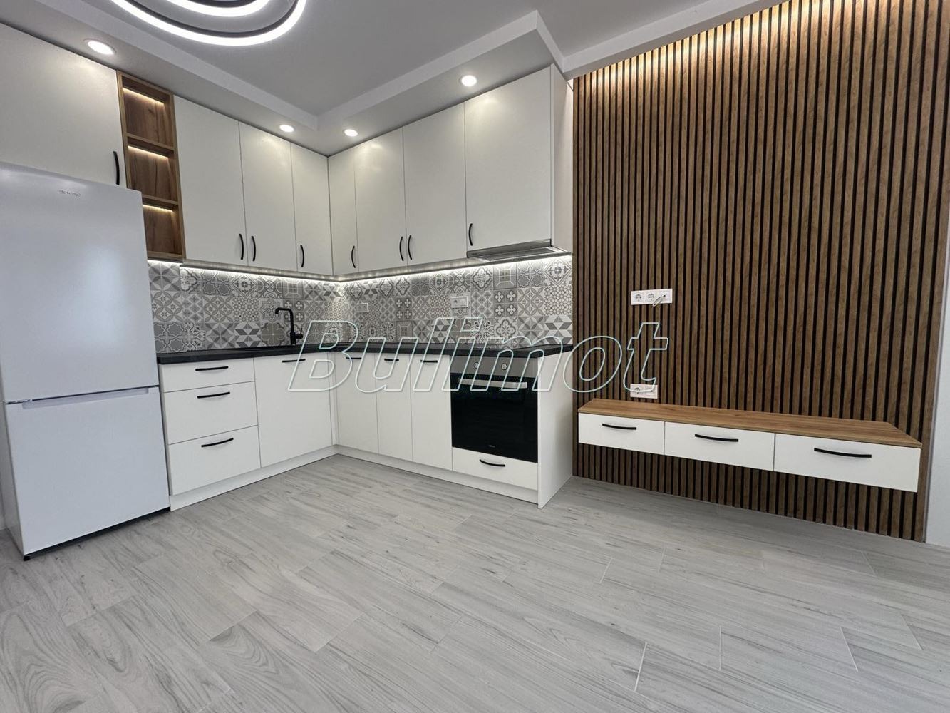 Продава 3-СТАЕН, гр. Варна, Бриз