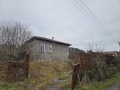 Продава КЪЩА, област Перник, с. Ярловци • 48900 € • 64880319 — Holmes.bg