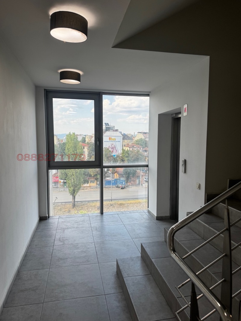 Продава МНОГОСТАЕН, гр. София, Център, снимка 4 - Апартаменти - 52780235