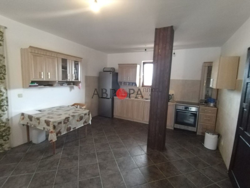 Na prodej  Dům oblast Burgas , Bata , 155 m2 | 89419175 - obraz [2]