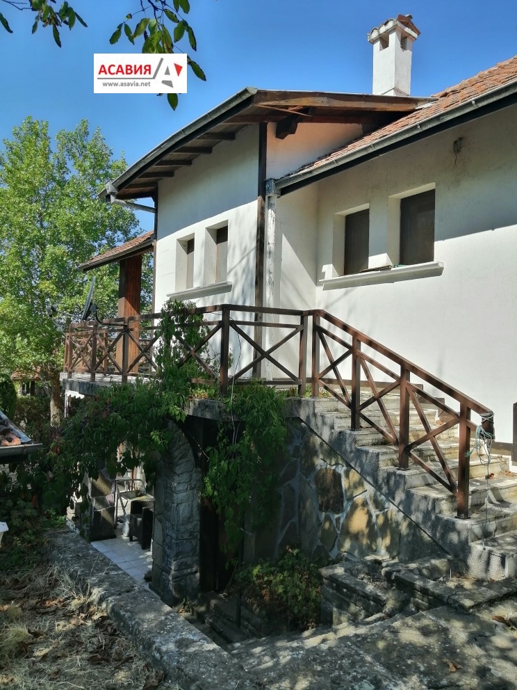 Продава КЪЩА, гр. Правец, област София област, снимка 11 - Къщи - 55889633