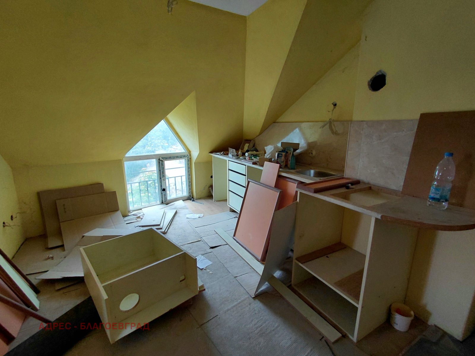 Продава 2-СТАЕН, гр. Благоевград, Баларбаши, снимка 2 - Апартаменти - 55665851