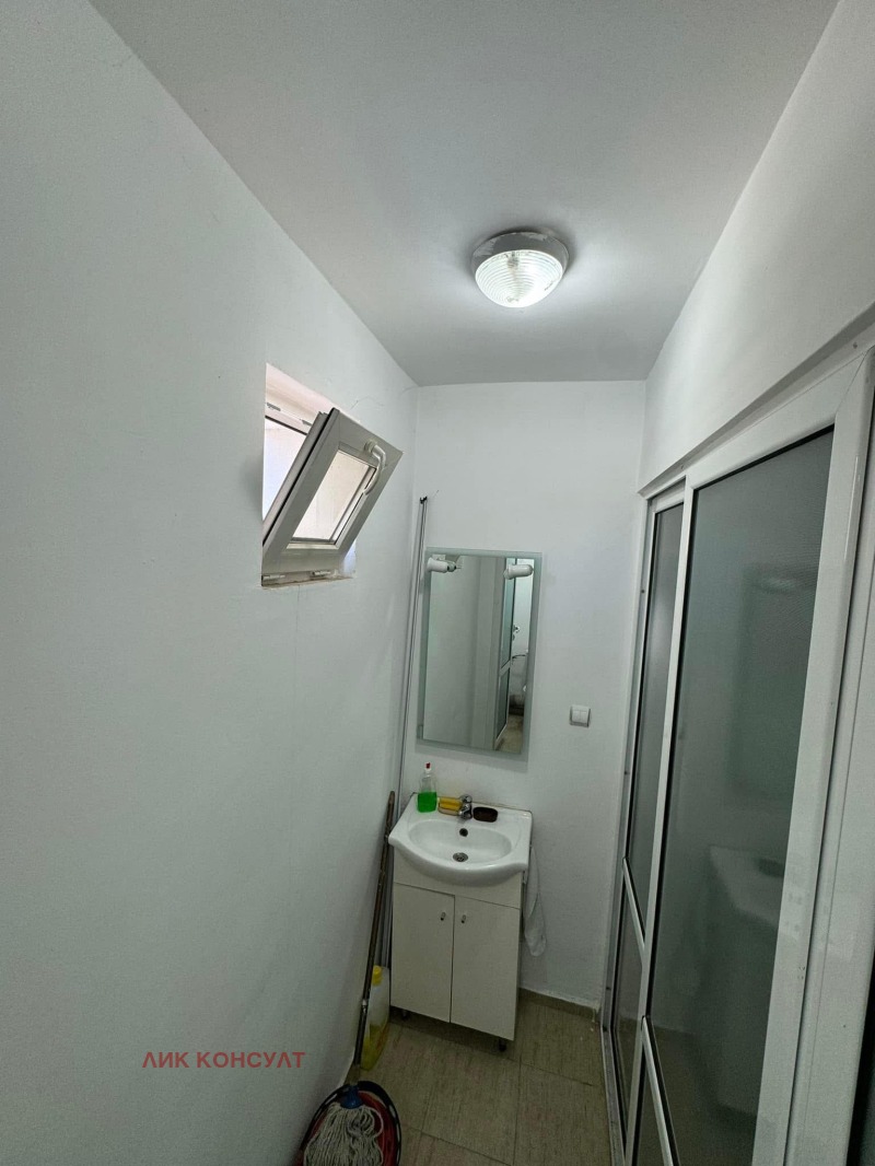 Продава МАГАЗИН, гр. Търговище, Център, снимка 5 - Магазини - 52660125