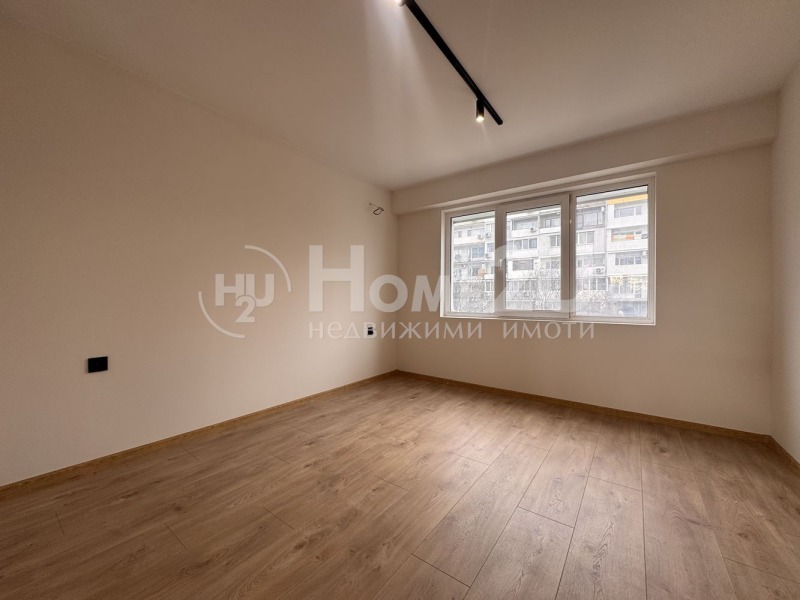 Продава 4-СТАЕН, гр. Варна, Чайка, снимка 2 - Апартаменти - 53111559