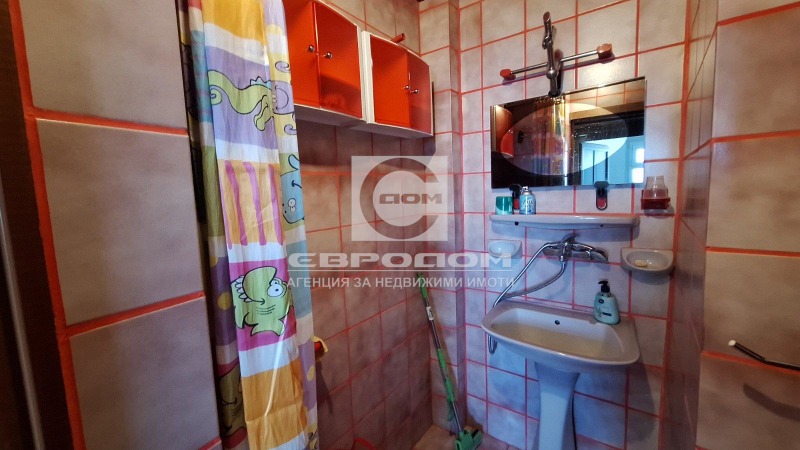 Продава 4-СТАЕН, гр. Казанлък, област Стара Загора, снимка 8 - Апартаменти - 53147410