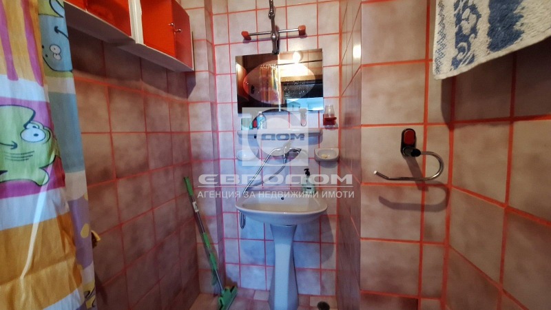 Продава 4-СТАЕН, гр. Казанлък, област Стара Загора, снимка 7 - Апартаменти - 53147410