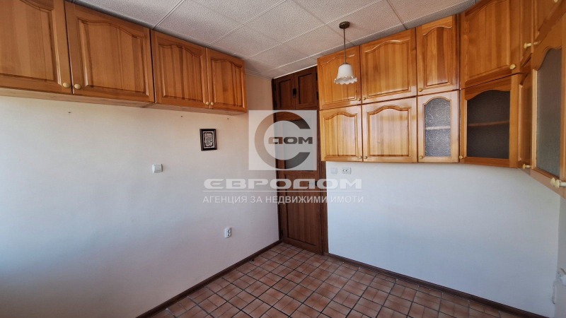 Продава 4-СТАЕН, гр. Казанлък, област Стара Загора, снимка 17 - Апартаменти - 53147410