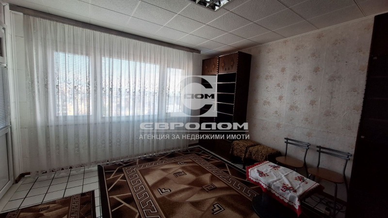 Продава 4-СТАЕН, гр. Казанлък, област Стара Загора, снимка 3 - Апартаменти - 53147410