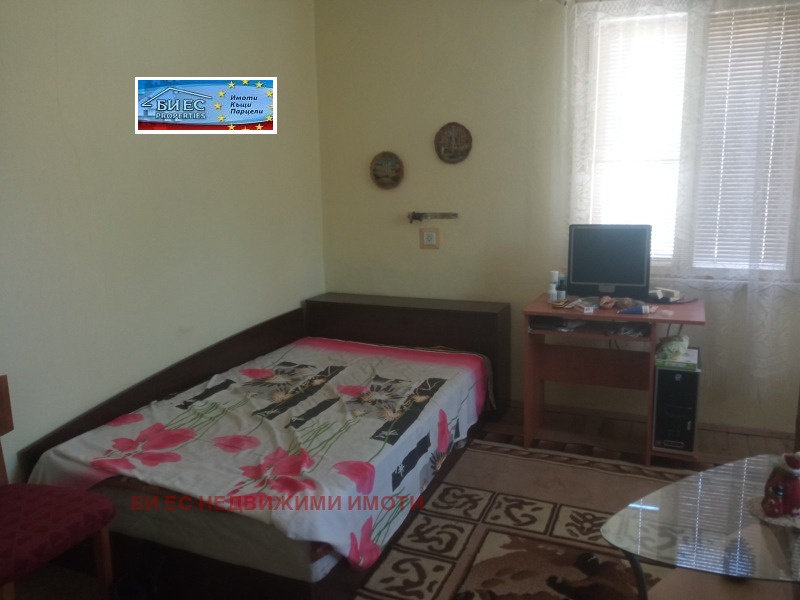 Продава КЪЩА, с. Дерманци, област Ловеч, снимка 8 - Къщи - 53080249