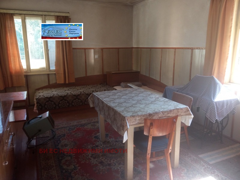 Продава КЪЩА, с. Дерманци, област Ловеч, снимка 4 - Къщи - 53080249