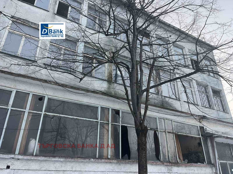 Продава БИЗНЕС ИМОТ, гр. Търговище, Промишлена зона