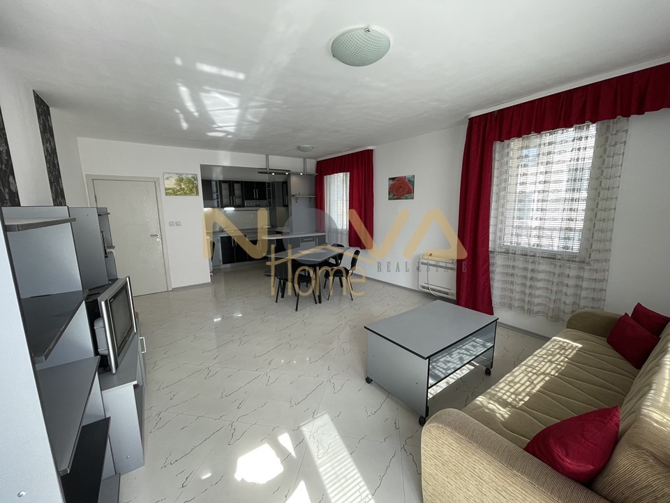 Продава 3-СТАЕН, гр. Варна, Бриз, снимка 2 - Апартаменти - 47535628