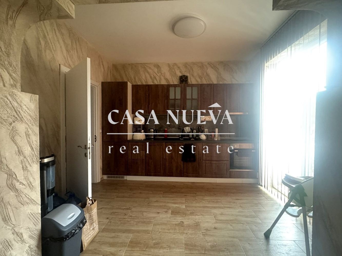 Продава 3-СТАЕН, гр. Перник, Твърди ливади, снимка 2 - Апартаменти - 55040333