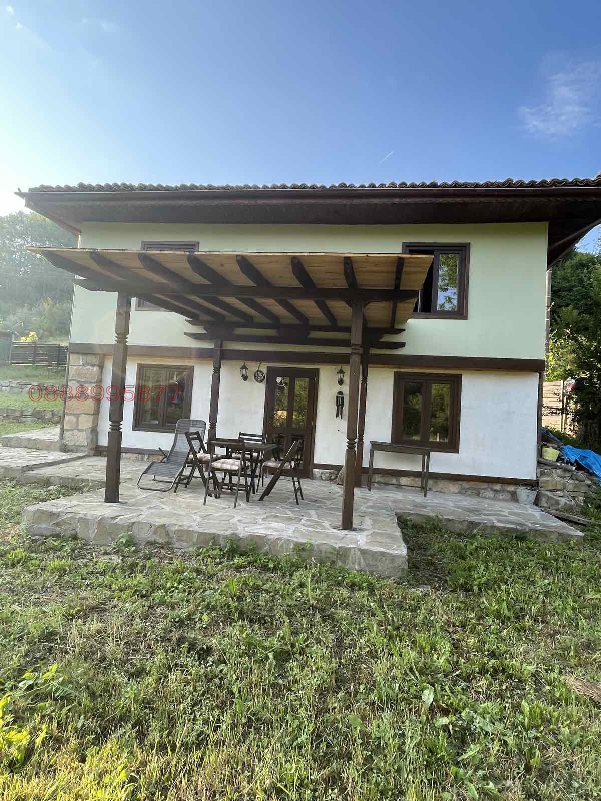 Продава КЪЩА, с. Палици, област Велико Търново, снимка 2 - Къщи - 54761786