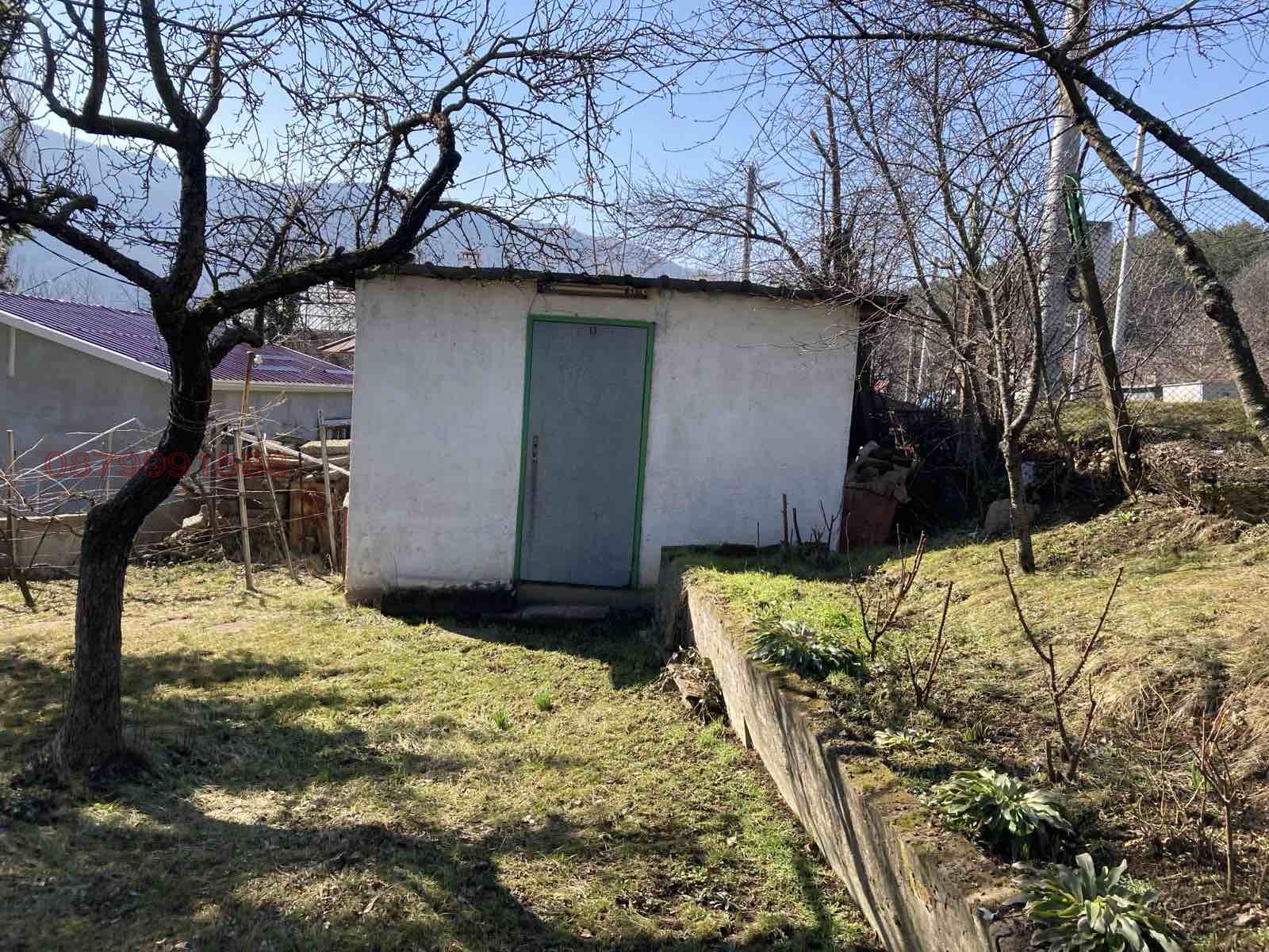 Продава ВИЛА, гр. София, м-т Мала кория, снимка 2 - Вили - 55448760