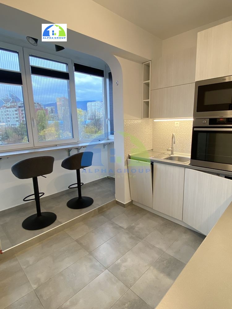 Продава 3-СТАЕН, гр. София, Изток, снимка 3 - Апартаменти - 54515991