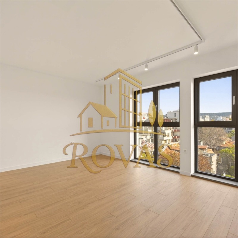 Eladó  Bérlakás Varna , Centar , 208 négyzetméter | 73828418 - kép [6]