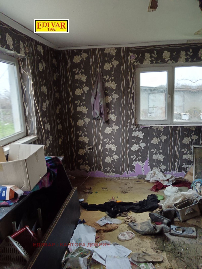 Продава КЪЩА, с. Пленимир, област Добрич, снимка 8 - Къщи - 52705154