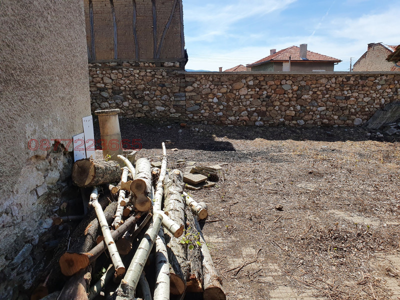 Продава КЪЩА, с. Смочево, област Кюстендил, снимка 11 - Къщи - 53353012