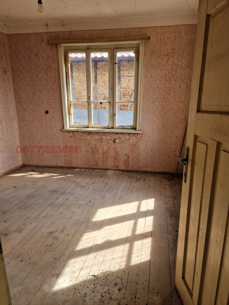 Продава КЪЩА, с. Смочево, област Кюстендил, снимка 4 - Къщи - 53353012