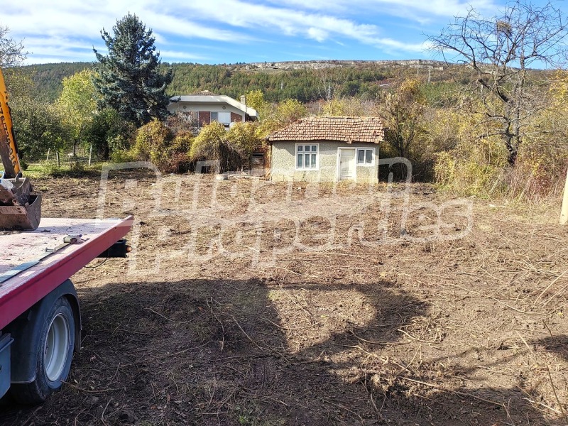 Продава ВИЛА, гр. Шумен, м-т Под Манастира, снимка 3 - Вили - 53106264