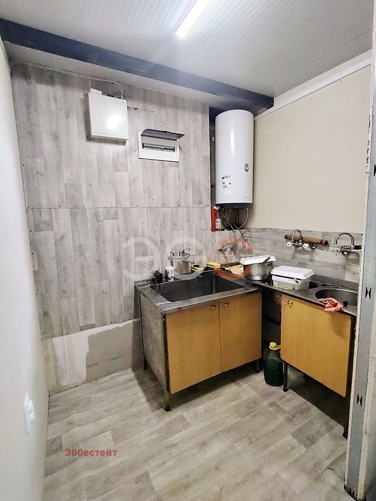Продава ЗАВЕДЕНИЕ, гр. Варна, Западна промишлена зона, снимка 3 - Заведения - 56084420