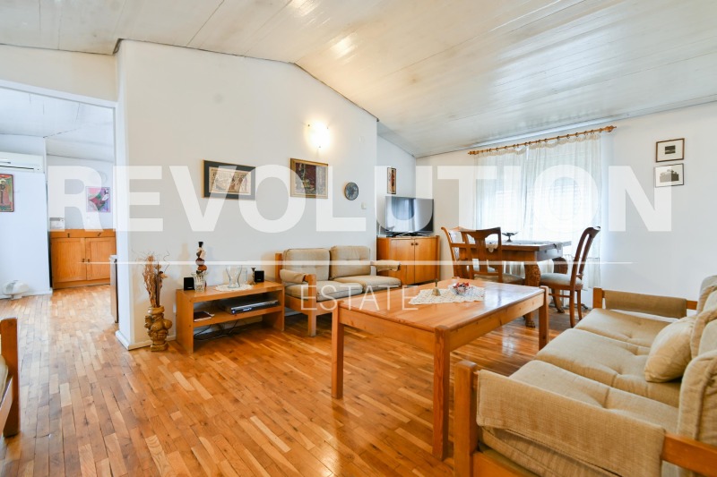 En venta  2 dormitorios Sofia , Yavorov , 90 metros cuadrados | 12274581