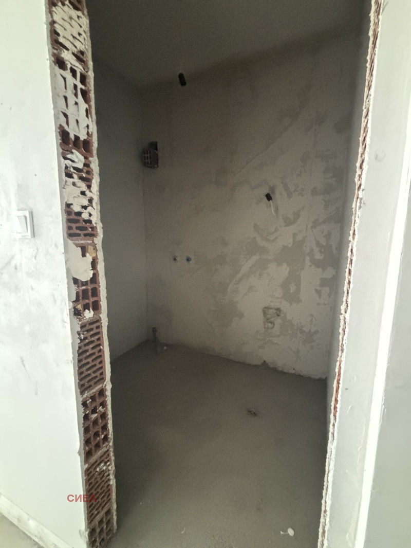 Zu verkaufen  2 Schlafzimmer Plowdiw , Komatewski wazel , 98 qm | 71386117 - Bild [8]