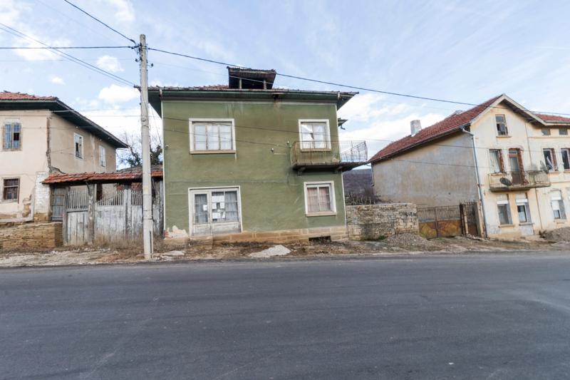Продава  Къща област Враца , с. Долна Бешовица , 190 кв.м | 29417405 - изображение [2]