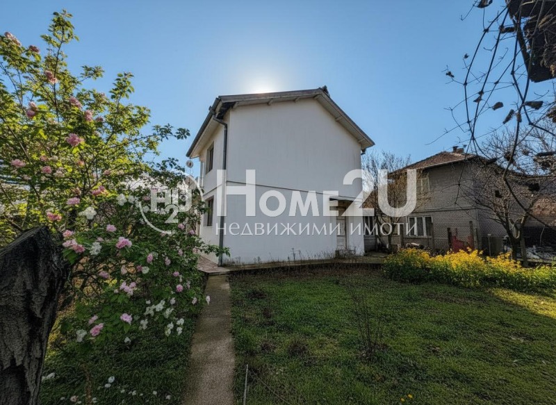 Продава КЪЩА, гр. Девня, област Варна, снимка 2 - Къщи - 53467595