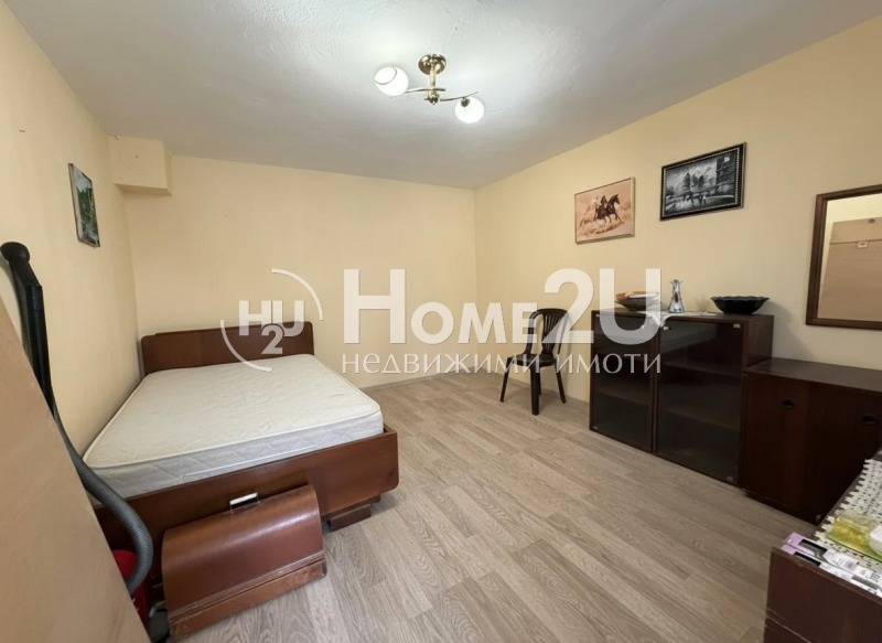 Продава КЪЩА, гр. Девня, област Варна, снимка 9 - Къщи - 53467595