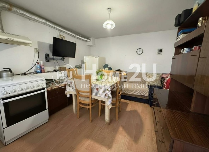 Продава КЪЩА, гр. Девня, област Варна, снимка 8 - Къщи - 53467595