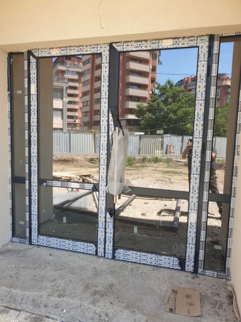 De vânzare  Magazin Sofia , Mladost 3 , 150 mp | 96138292