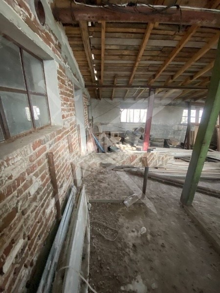 Продава  Пром. помещение област Бургас , с. Лясково , 300 кв.м | 98064869