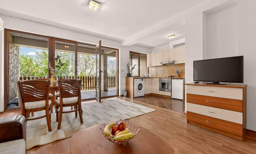 Продава 2-СТАЕН, гр. Бяла, област Варна, снимка 9 - Апартаменти - 55402750