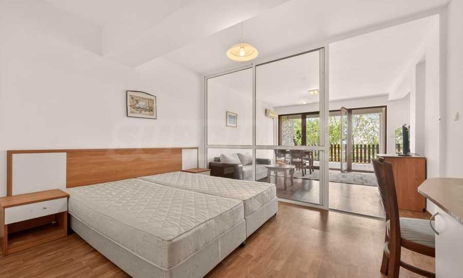 Продава 2-СТАЕН, гр. Бяла, област Варна, снимка 15 - Апартаменти - 55402750