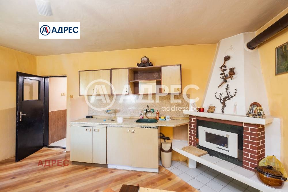 Продава КЪЩА, с. Кипра, област Варна, снимка 2 - Къщи - 54363884