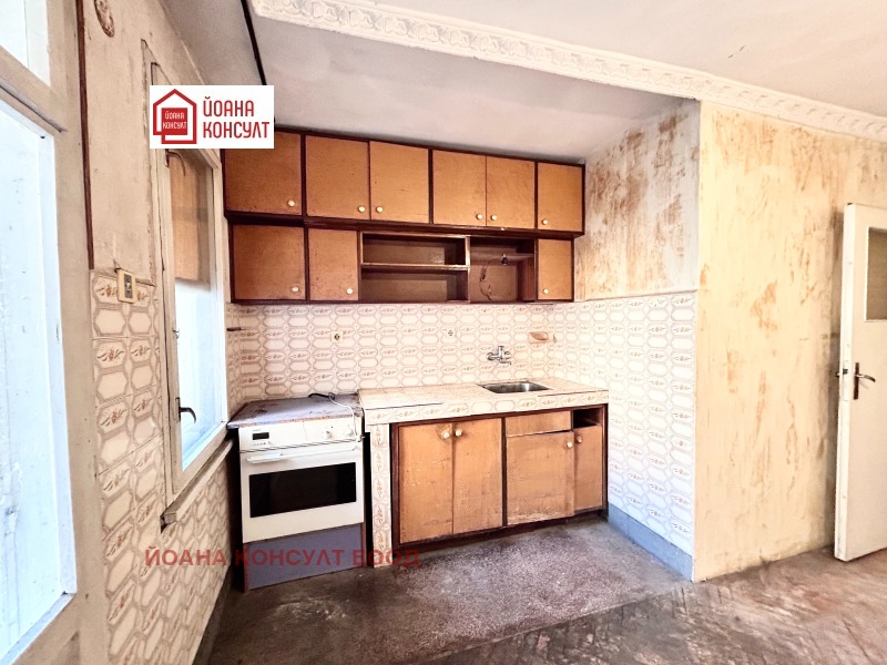 Продава 3-СТАЕН, гр. Плевен, Идеален център, снимка 7 - Апартаменти - 52795587