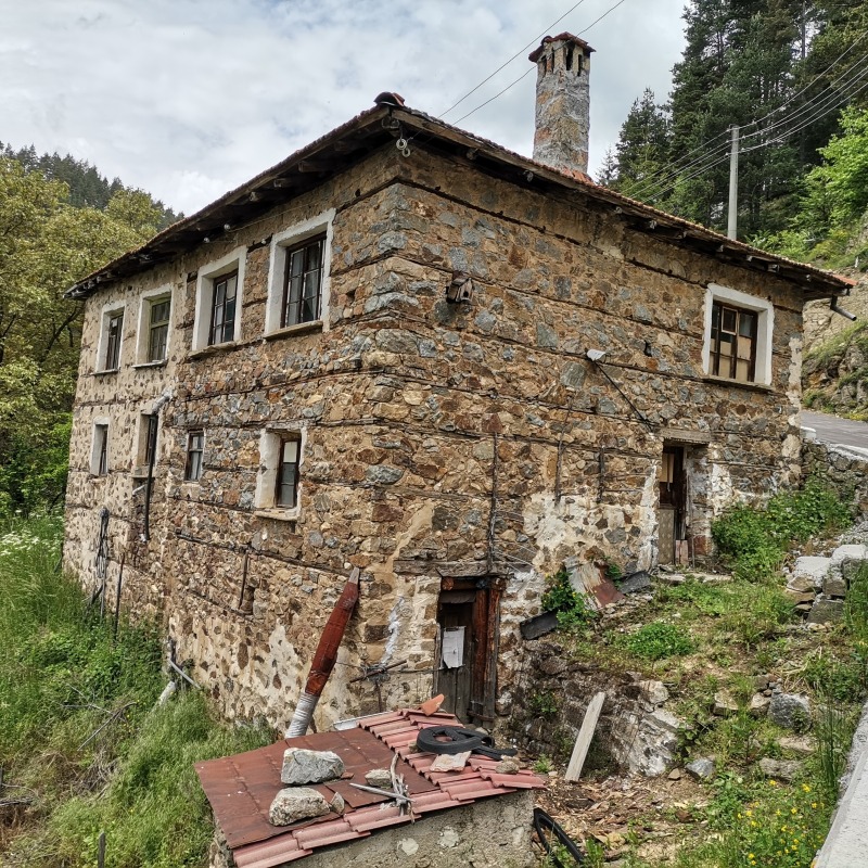 Till salu  Hus region Smolyan , Vievo , 104 kvm | 40418109 - bild [2]