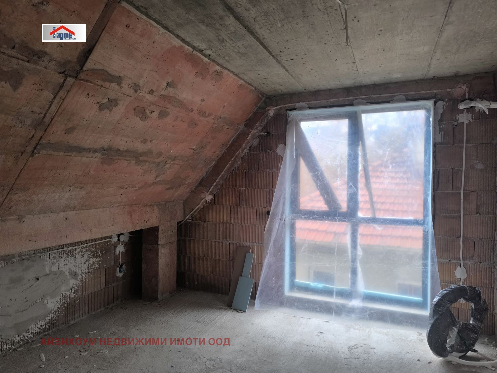 Продава 3-СТАЕН, гр. Плевен, Идеален център, снимка 2 - Апартаменти - 52469313