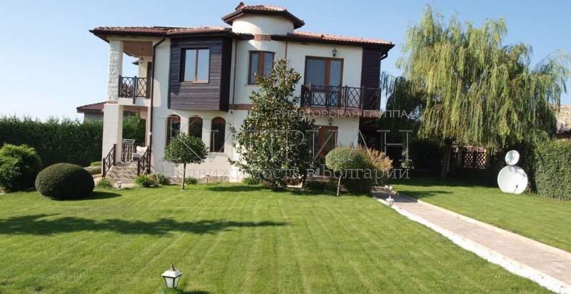 Продава КЪЩА в област Варна, с. Аврен - 196 кв.м / 370 000 € » 723 657.10 лв., КАЛЧЕВ