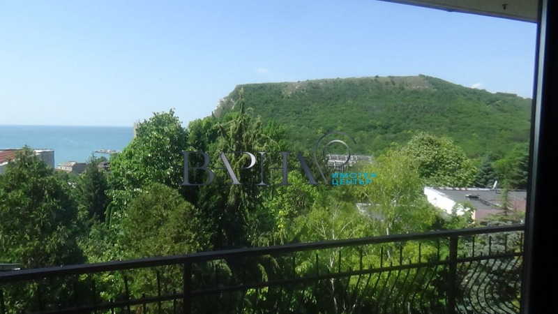 Продава КЪЩА в област Добрич, гр. Каварна - 600 кв.м / 1 300 000 € » 2 542 579.00 лв., ИМОТЕН ЦЕНТЪР ВАРНА