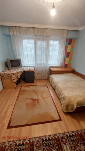 1 chambre Orfei, Haskovo 5