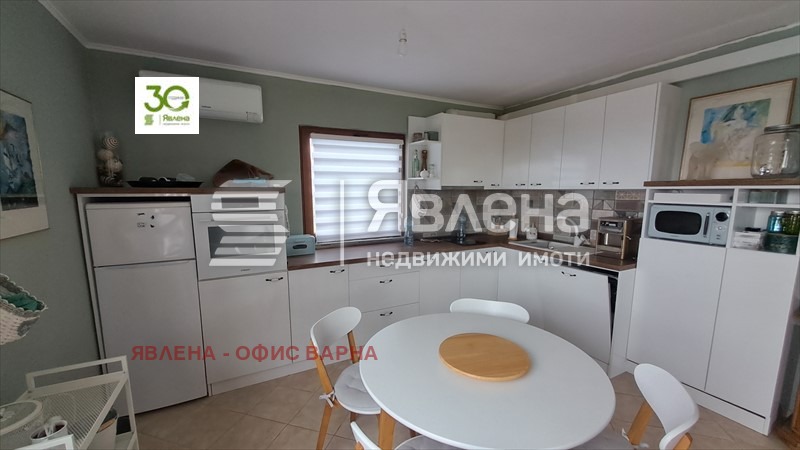 Продава КЪЩА, с. Аврен, област Варна, снимка 3 - Къщи - 52530163