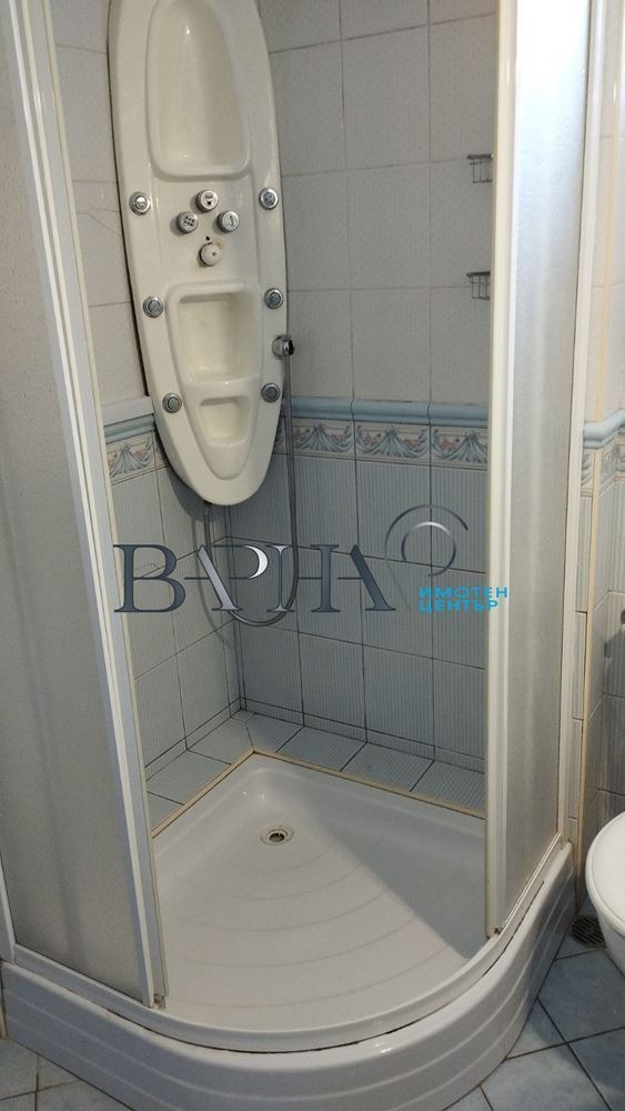 Продава КЪЩА, гр. Каварна, област Добрич, снимка 8 - Къщи - 53272784