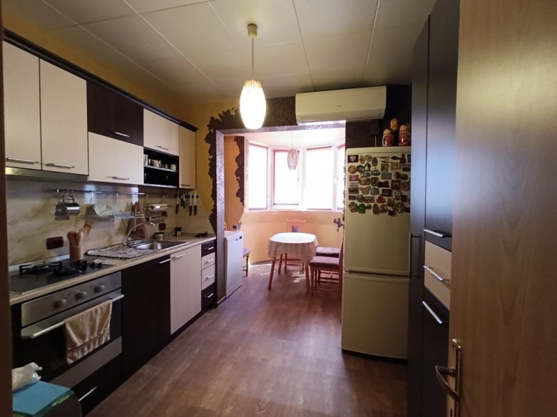 Продава  2-стаен град Русе , Дружба 3 , 63 кв.м | 99326029