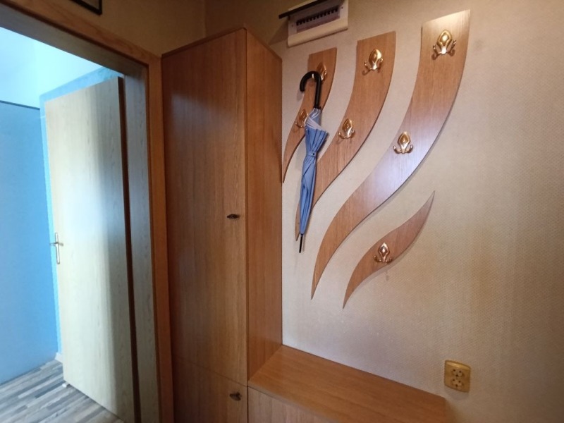 Продава  2-стаен град Русе , Дружба 3 , 63 кв.м | 99326029 - изображение [7]
